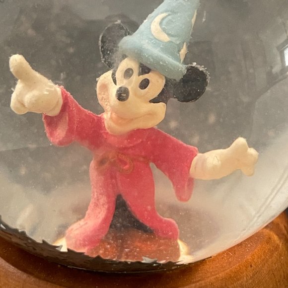 Vintage 1989 Mickey Mouse from Fantasia, Disney Crystal Snow Globe - Picture 7 of 10